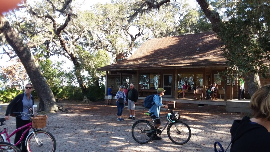 island visitor center