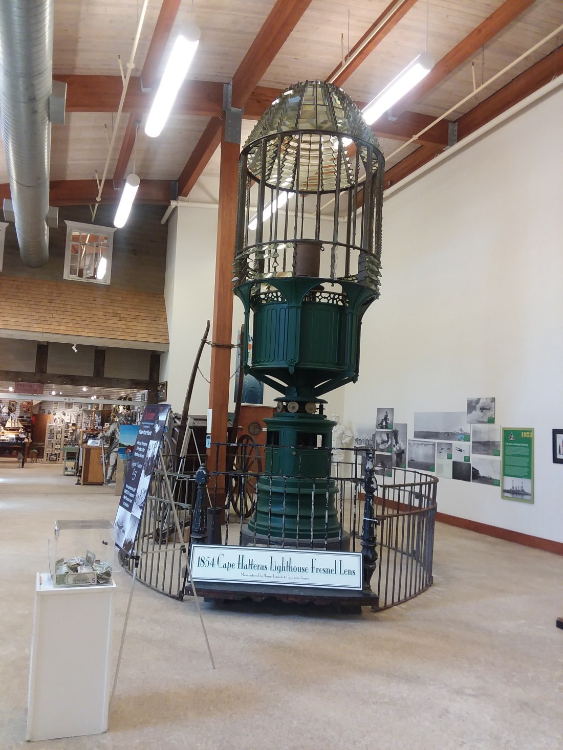 1854 Cape Hat Lenses