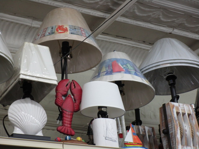 five and dime lobster light