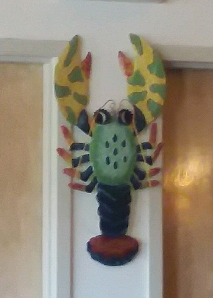 lobster-on-wall_mini-e1527288187887.jpg