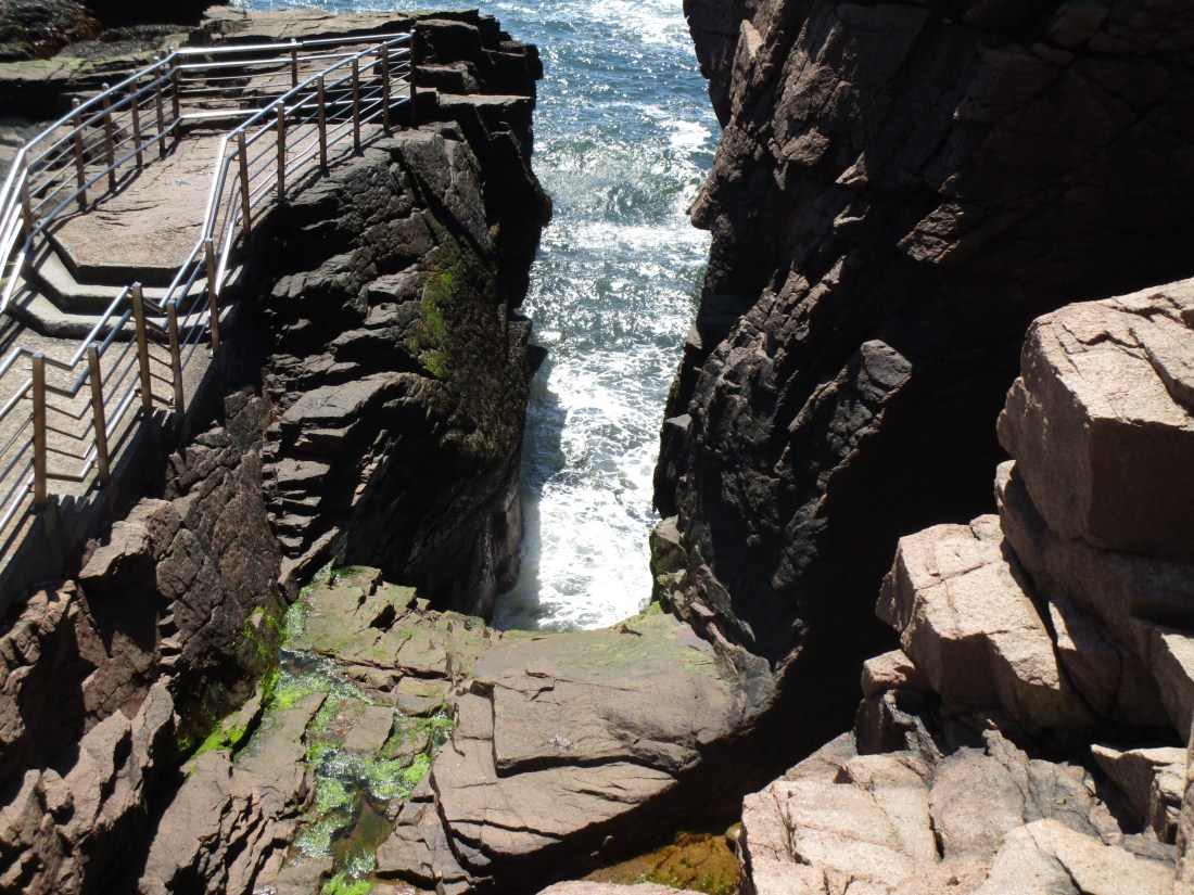 thunder hole 4 close up