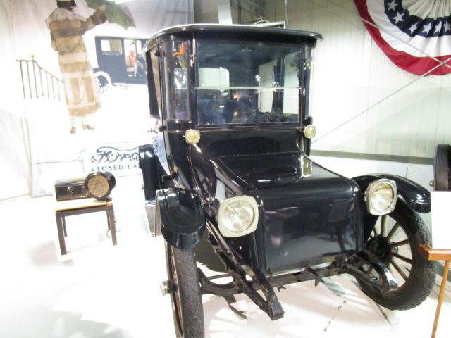 1922 detroit electric picture
