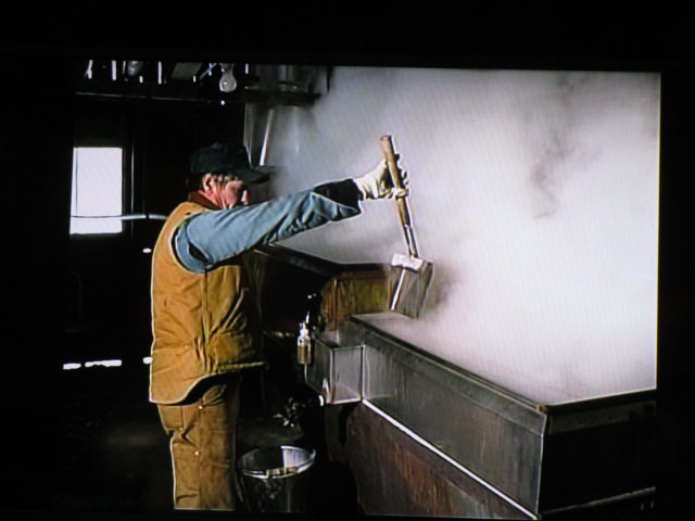 braggs havesting 4 making maple syrup