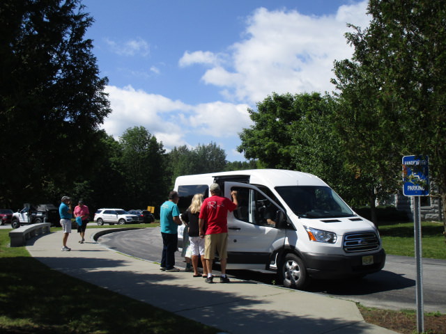 Rock of Ages shuttle tour loading