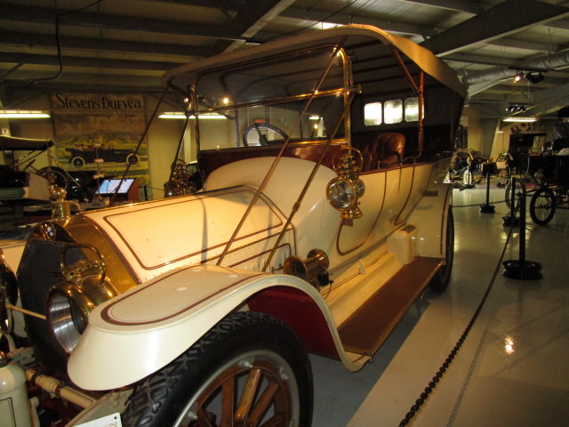 Saturday coffee and donuts 1912 Thomas picture