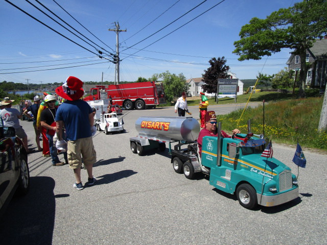 Shriners Parade mini trucks 2