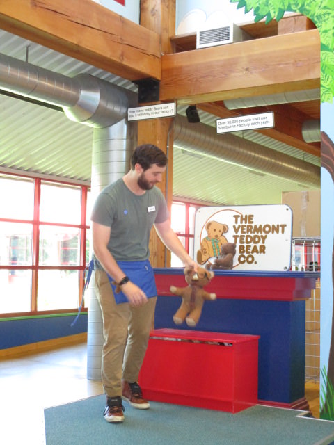 Vermont Teddy Bear Jamie early bear 1