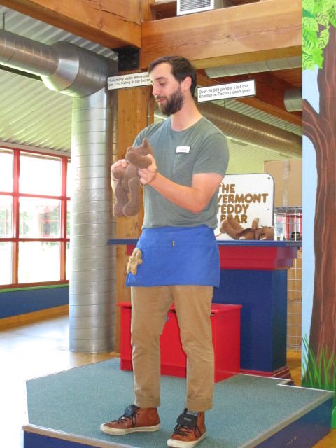 Vermont Teddy Bear Jamie early bear 2