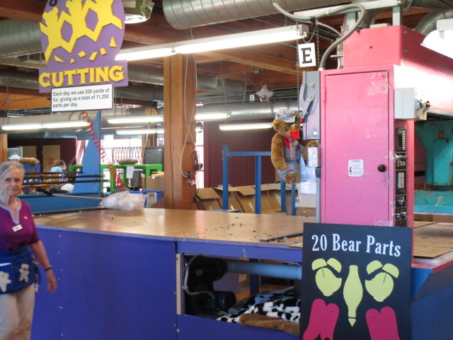 Vermont Teddy Bear tour stop 1 cutting table