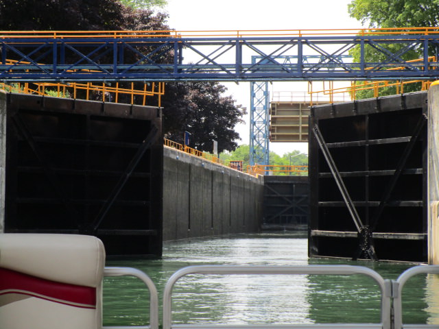 approach to lock 4 lower lock door opening lock door 1