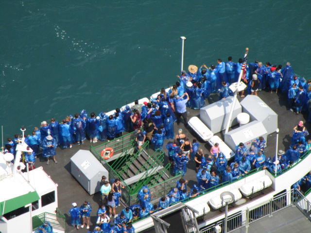 maid of the mist loading 1