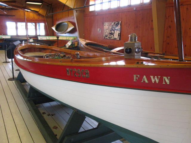 small craft building another section fawn side view