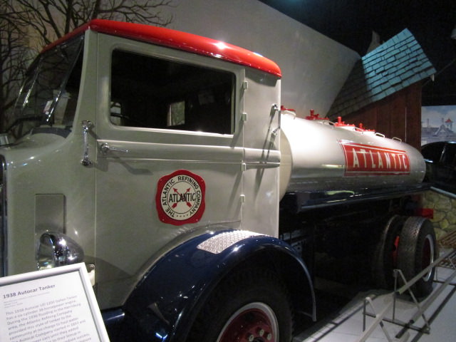 1938 Autocar Tanker 1