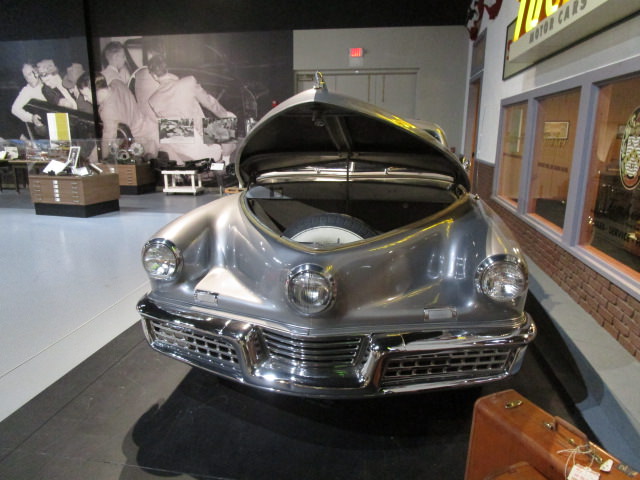 1948 Tucker with a six cylinder horizontally-opposed engine 2
