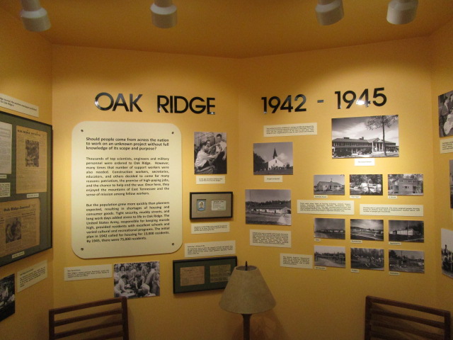 oak ridge 1942 to 45 display