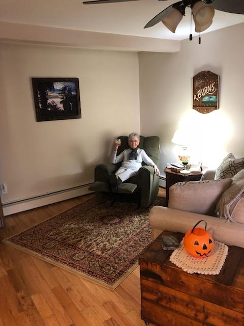 mom today living room